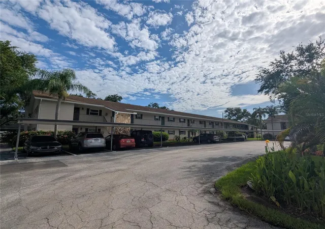 Photo 2 of Sale Pending at 9851 113th Street #108, Seminole, FL 33772 | MLS# W7889581 | Listing updated on 2026-09-24