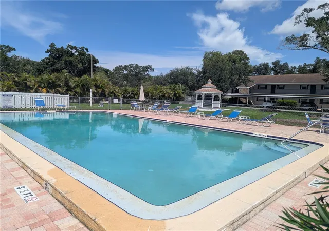 Listing Photo 5 - Condo for sale in building located at 9851 113Th St, Seminole, FL 33772 - Unit #108