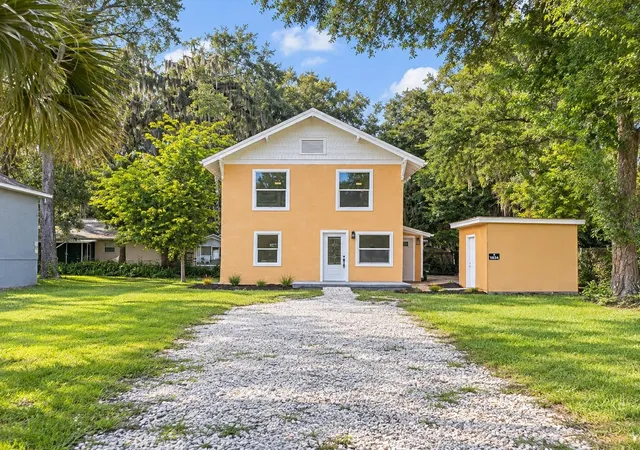 Single family home for sale at 634 Aberdeen St, DAYTONA BEACH, FL 32114 | MLS# O6442404