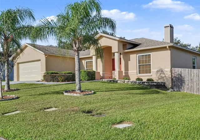 Photo 1 of Sale Pending at 8010 Ashley Pointe Dr, Lakeland, FL 33810 | MLS# TB8549232 | Listing updated on 2026-10-21