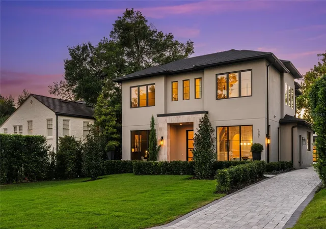 Photo 3 of Single family home for sale at 1751 Glencoe Rd, Winter Park, FL 32789 | MLS# O6442410 | Listing updated on 2026-10-27