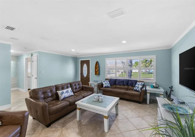 Photo 3 of Single family home for sale at 2287 Carolyn Dr, Dunedin, FL 34698 | MLS# TB8549238 | Listing updated on 2026-09-19