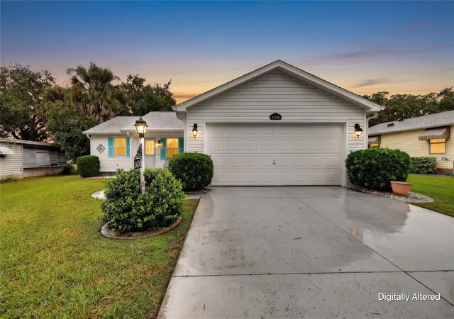 Photo 1 of Single family home for sale at 1436 W Schwartz Blvd, Lady Lake, FL 32159 | MLS# G5117880 | Listing updated on 2026-10-09