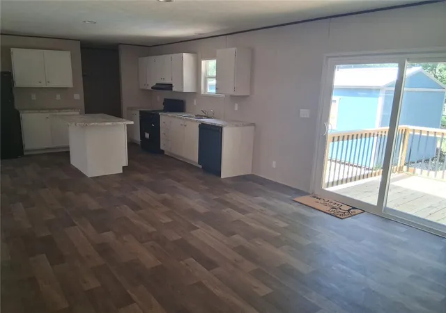 Photo 4 of Single family home for sale at 6647 W Van Buren Dr, Homosassa, FL 34448 | MLS# W7889582 | Listing updated on 2026-09-22