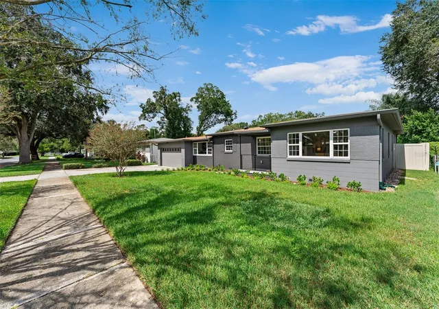 Photo 1 of Single family home for sale at 2501 Nancy St, Orlando, FL 32806 | MLS# O6442422 | Listing updated on 2026-10-07