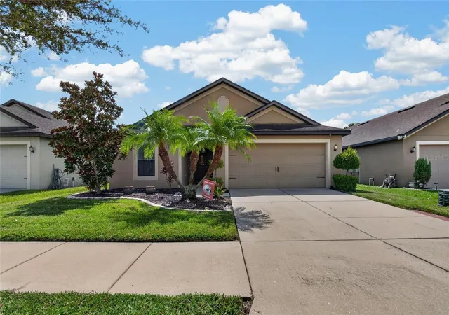 Photo 3 of Single family home for sale at 14441 Alistar Manor Dr, Wimauma, FL 33598 | MLS# TB8549252 | Listing updated on 2026-10-02