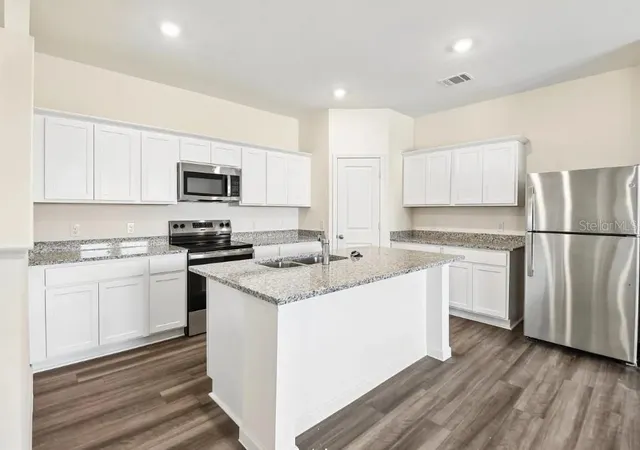 Photo 3 of Single family home for sale at 11231 Arnold Loop, San Antonio, FL 33576 | MLS# TB8549253 | Listing updated on 2026-09-30