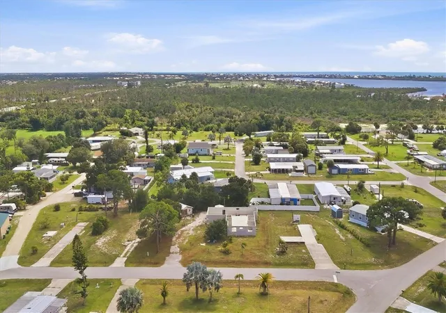 Photo 4 of Land for sale at 8293 Sycamore St, Englewood, FL 34224 | MLS# D6148796 | Listing updated on 2026-09-19
