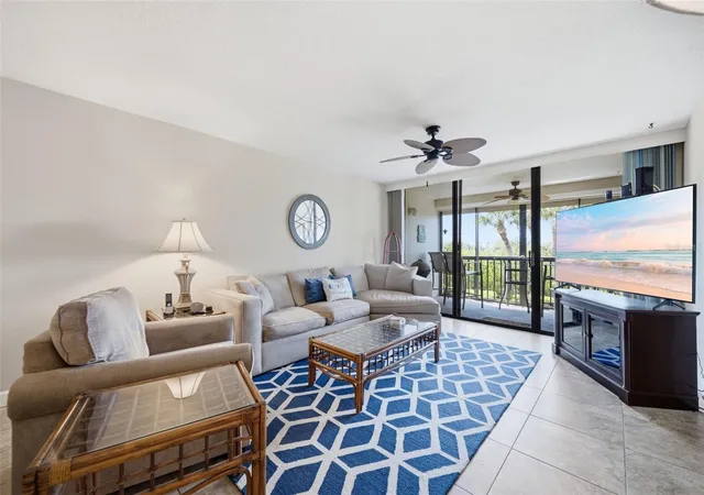 Photo 3 of Condo for sale at 11730 Shipwatch Dr #207, Largo, FL 33774 | MLS# TB8549255 | Listing updated on 2026-10-01