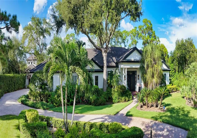 Photo 1 of Single family home for sale at 324 Osprey Point Dr, Osprey, FL 34229 | MLS# A4706333 | Listing updated on 2026-10-07