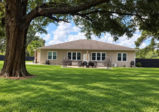 Photo 4 of Single family home for sale at 7557 SW 86th Lane, Ocala, FL 34476 | MLS# A4706336 | Listing updated on 2026-10-05
