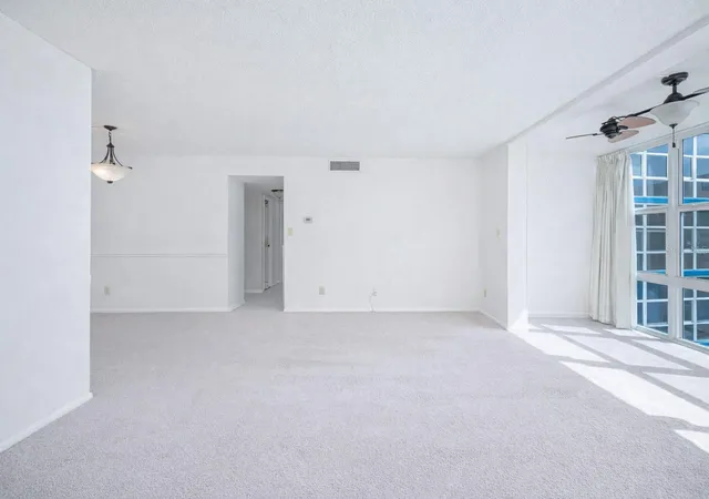 Photo 4 of Condo for sale at 1224 S Peninsula Dr #415, Daytona Beach, FL 32118 | MLS# V4951320 | Listing updated on 2026-10-05