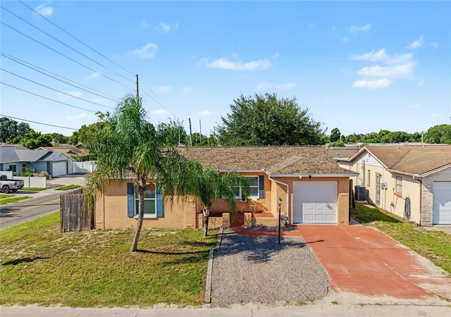 Photo 2 of Single family home for sale at 7501 Foxbloom Dr, PORT RICHEY, FL 34668 | MLS# TB8549261 | Listing updated on 2026-10-07