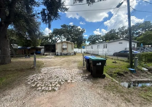 Photo 2 of Manufactured home for sale at 9623 5th Avenue, Orlando, FL 32824 | MLS# A4706341 | Listing updated on 2026-09-21