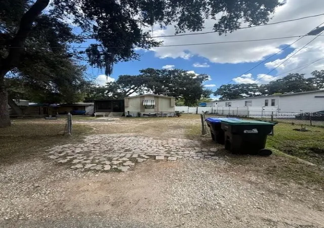 Photo 3 of Manufactured home for sale at 9623 5th Avenue, Orlando, FL 32824 | MLS# A4706341 | Listing updated on 2026-09-21