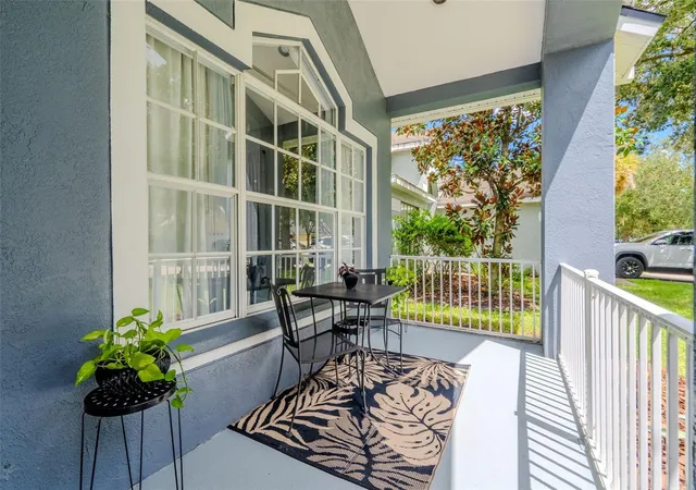 Photo 3 of Single family home for sale at 6422 Bridgecrest Dr, Lithia, FL 33547 | MLS# TB8549268 | Listing updated on 2026-09-26