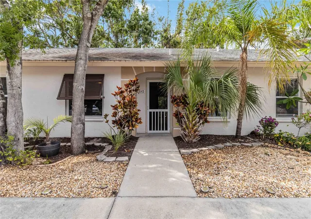 Condo for sale at 642 N Jefferson Ave #13, SARASOTA, FL 34237 | MLS# A4706344