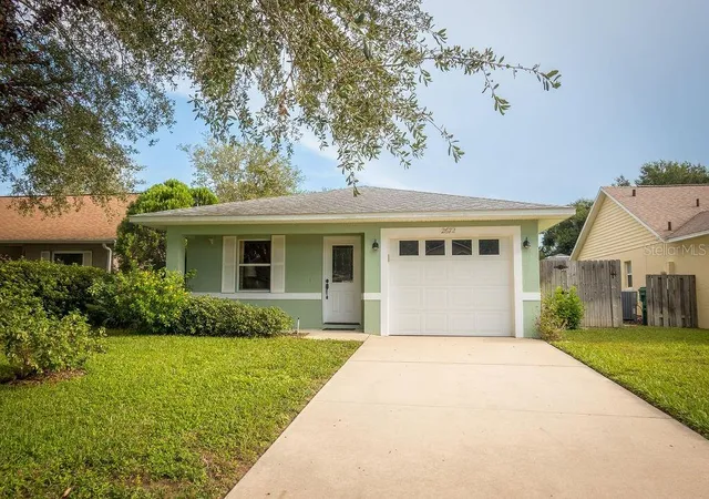 Photo 1 of Single family home for sale at 2672 Winchester Cir, Eustis, FL 32726 | MLS# O6442449 | Listing updated on 2026-09-17