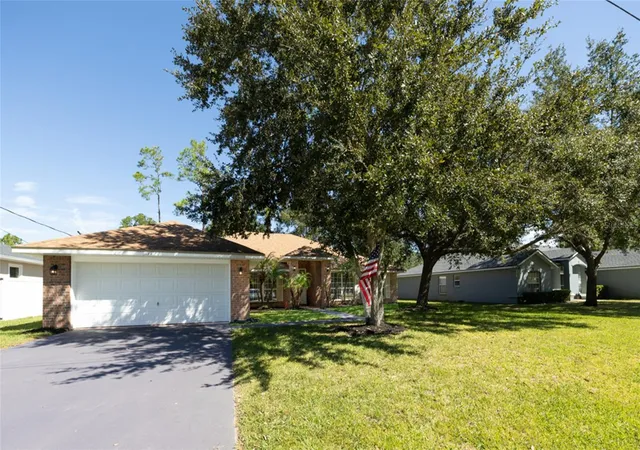 Photo 2 of Single family home for sale at 71 Randolph Dr, Palm Coast, FL 32164 | MLS# FC321508 | Listing updated on 2026-10-05