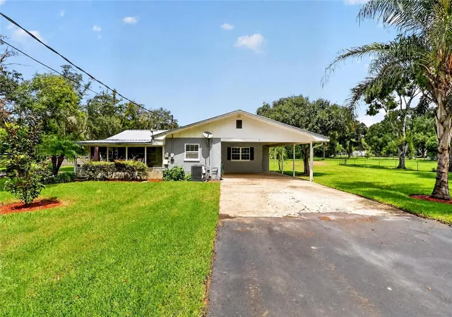 Photo 3 of Single family home for sale at 7430 Green Rd, Lakeland, FL 33810 | MLS# P4939910 | Listing updated on 2026-09-26