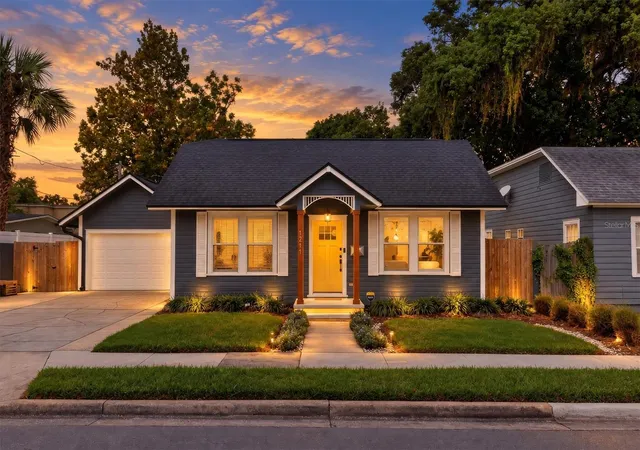 Photo 2 of Single family home for sale at 1211 Schultz Ave, Winter Park, FL 32789 | MLS# O6442460 | Listing updated on 2026-10-06