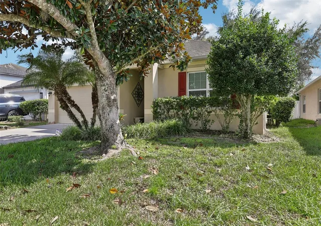 Photo 2 of Single family home for sale at 14415 Finsbury Dr, Spring Hill, FL 34609 | MLS# W7889584 | Listing updated on 2026-09-22