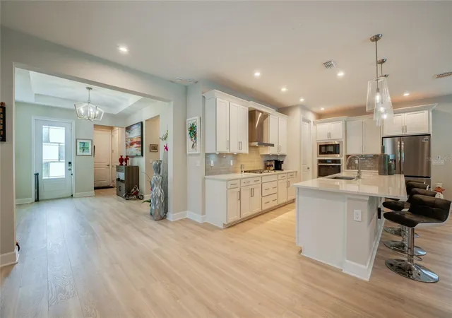 Photo 3 of Single family home for sale at 1254 Venice Ct, Deland, FL 32724 | MLS# V4951322 | Listing updated on 2026-09-20