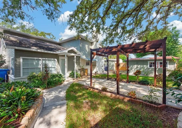 Photo 2 of Single family home for sale at 11005 N 27th Street, Tampa, FL 33612 | MLS# TB8549288 | Listing updated on 2026-10-06
