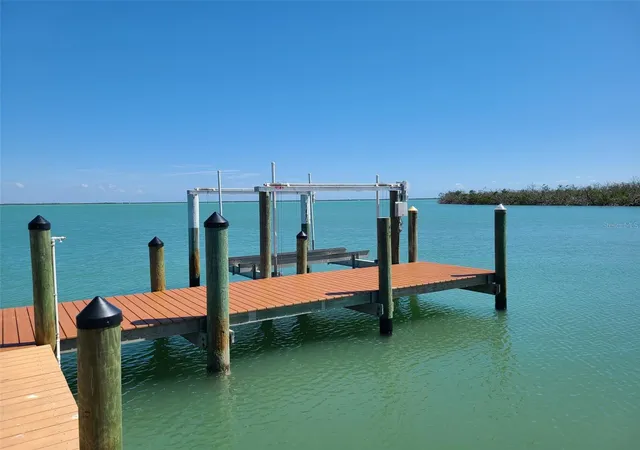 Photo 2 of Single family home for sale at 19 Grouper Hole Dr, Boca Grande, FL 33921 | MLS# D6148797 | Listing updated on 2026-10-08