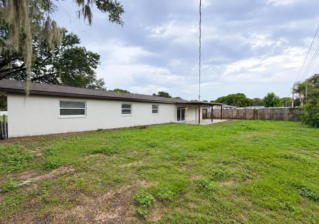 Photo 37 of Single family home for sale at 1515 Stacy Dr, LAKELAND, FL 33801 | MLS# TB8549295 | Listing updated on 2026-09-17