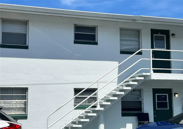 Photo 4 of Condo for sale at 1750 S Palmetto Ave #350, South Daytona, FL 32119 | MLS# V4951323 | Listing updated on 2026-10-02