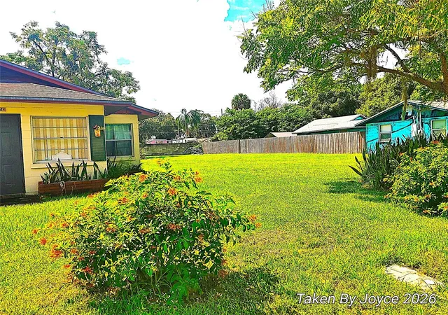 Photo 2 of Single family home for sale at 1424 W Kaley Ave, Orlando, FL 32805 | MLS# O6442475 | Listing updated on 2026-10-05