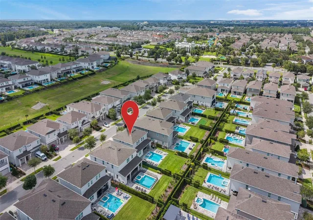 Photo 2 of Single family home for sale at 289 Auburn Ave, Kissimmee, FL 34747 | MLS# R4912006 | Listing updated on 2026-09-26