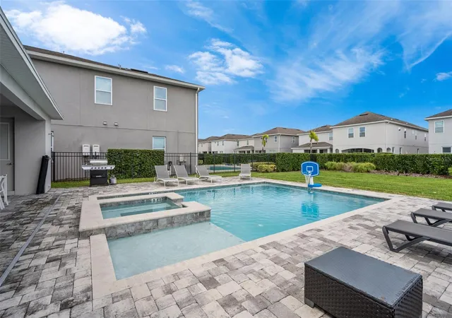 Photo 4 of Single family home for sale at 289 Auburn Ave, Kissimmee, FL 34747 | MLS# R4912006 | Listing updated on 2026-09-26