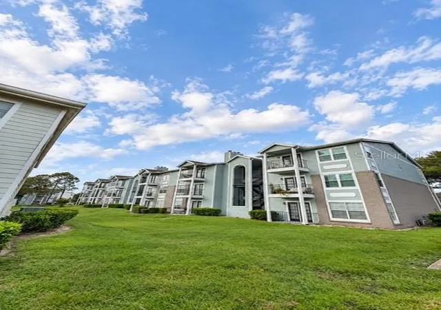 Photo 2 of Condo for sale at 2550 N Alafaya Trl #6305, Orlando, FL 32826 | MLS# FC321512 | Listing updated on 2026-09-21