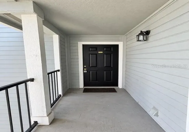 Photo 3 of Condo for sale at 2550 N Alafaya Trl #6305, Orlando, FL 32826 | MLS# FC321512 | Listing updated on 2026-09-21
