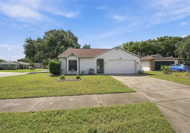 Photo 2 of Single family home for sale at 4240 Cotton Tail Dr, New Port Richey, FL 34653 | MLS# W7889586 | Listing updated on 2026-10-10