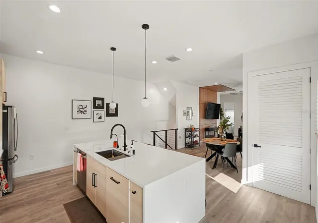 Photo 4 of Townhouse for sale at 102 W Adalee St #1, Tampa, FL 33603 | MLS# TB8549308 | Listing updated on 2026-10-24