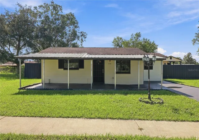 Photo 1 of Single family home for sale at 3770 Sw 147th Lane Rd, Ocala, FL 34473 | MLS# OM732391 | Listing updated on 2026-09-19
