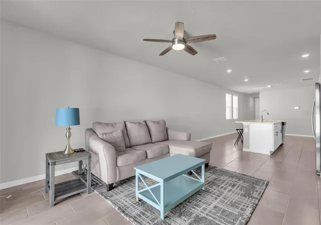 Photo 3 of Single family home for sale at 3916 Brant Pl, Leesburg, FL 34748 | MLS# G5117890 | Listing updated on 2026-09-19