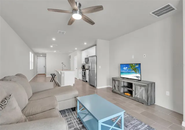 Photo 4 of Single family home for sale at 3916 Brant Pl, Leesburg, FL 34748 | MLS# G5117890 | Listing updated on 2026-09-19