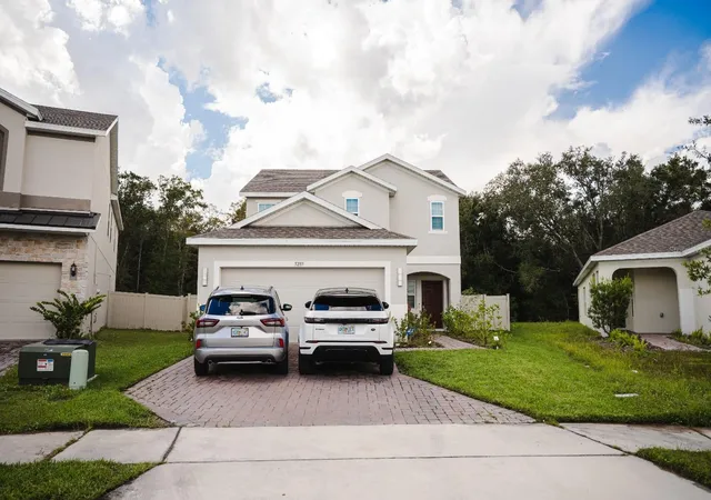 Single family home for sale at 5285 Royal Point Ave, KISSIMMEE, FL 34746 | MLS# O6442495