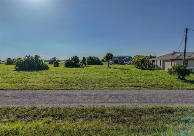 Land for sale at 6 Gull Ct, PLACIDA, FL 33946 | MLS# O6442496
