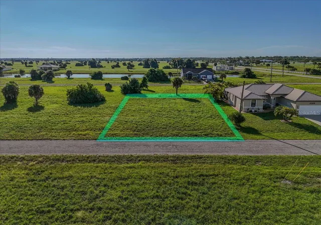 Photo 1 of Land for sale at 6 Gull Ct, Placida, FL 33946 | MLS# O6442496 | Listing updated on 2026-09-16