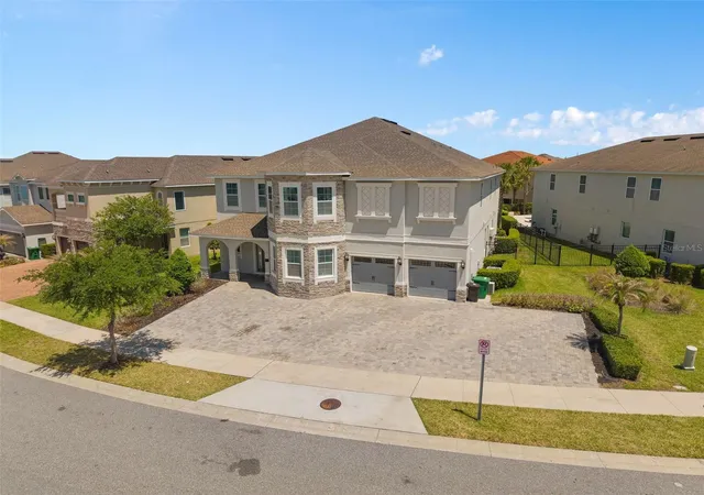 Photo 3 of Single family home for sale at 7713 Graben St, Kissimmee, FL 34747 | MLS# R4912008 | Listing updated on 2026-10-08