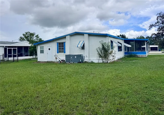 Photo 1 of Manufactured home for sale at 15407 Brookridge Blvd, Brooksville, FL 34613 | MLS# W7889588 | Listing updated on 2026-09-18