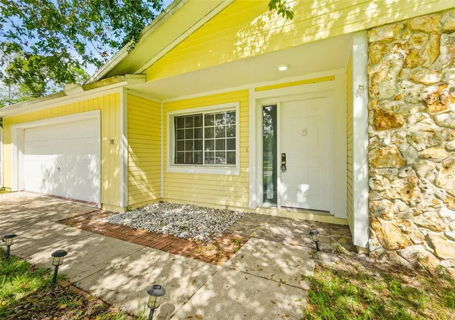 Photo 3 of Single family home for sale at 38 Diamond Dr, Palm Coast, FL 32164 | MLS# FC321514 | Listing updated on 2026-09-25