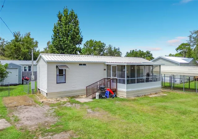 Photo 1 of Manufactured home for sale at 19884 Se 110th Court, Inglis, FL 34449 | MLS# TB8549314 | Listing updated on 2026-10-06