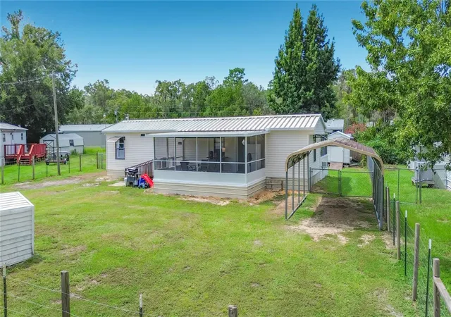 Photo 3 of Manufactured home for sale at 19884 Se 110th Court, Inglis, FL 34449 | MLS# TB8549314 | Listing updated on 2026-10-06