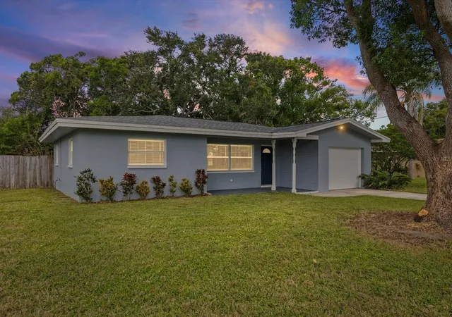 Photo 2 of Single family home for sale at 1168 Keene Rd, Dunedin, FL 34698 | MLS# TB8549320 | Listing updated on 2026-10-13